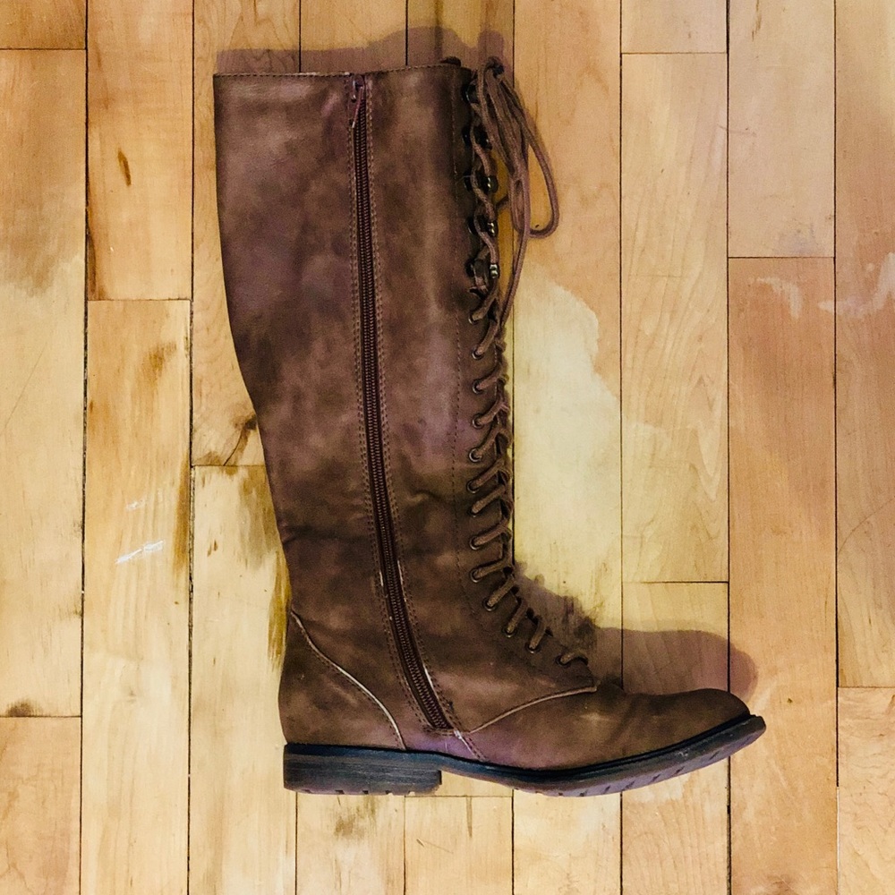 High leather lace boots